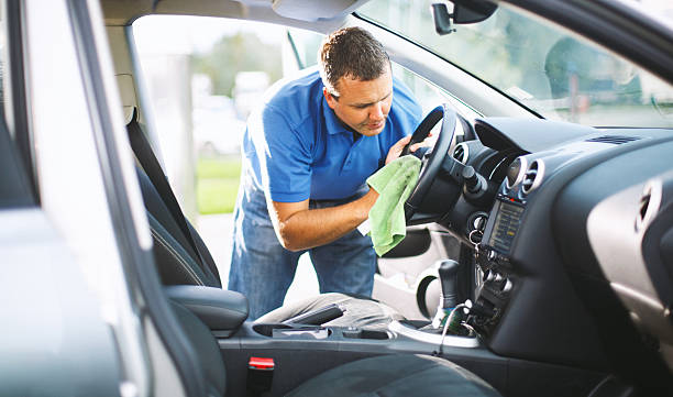 Read more about the article Little Things You Can Do Between Details to Keep Your Car Looking Its Best